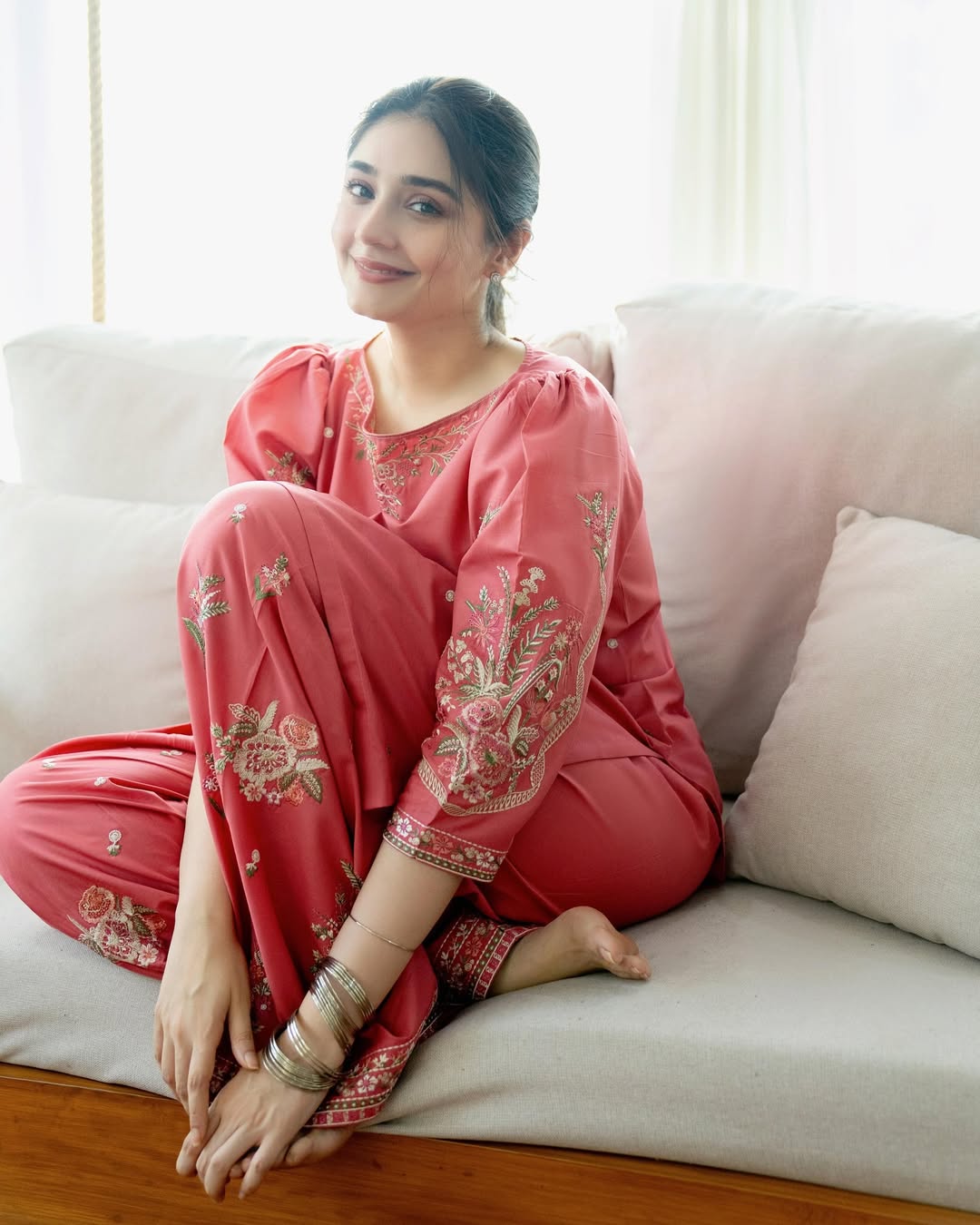 MEHAK EMBROIDERY 2PC (FARSHI)